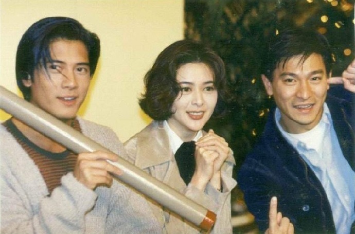 关之琳斩男也斩女  真不愧是我的宝藏女神的呀，而且关之琳斩男也斩女，轻轻松松就已