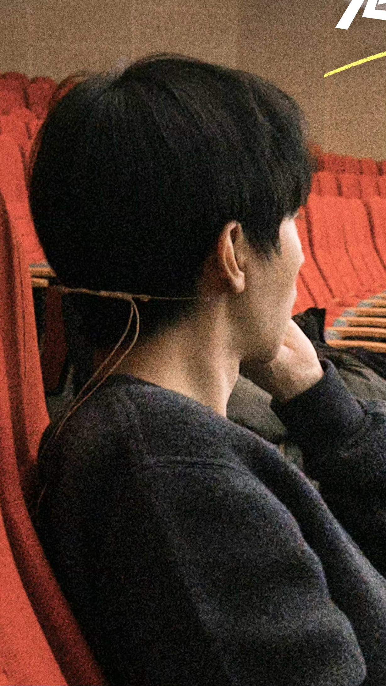 脸颊瘦瘦的，手也瘦瘦的，倒计时1️⃣天 