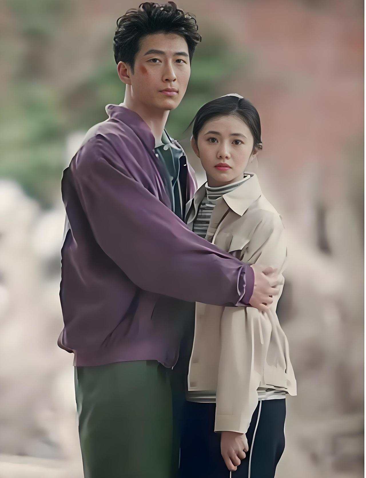 《主角》剧照解析：忆秦娥与石怀玉
•女方：刘浩存 饰演 忆秦娥
•男方：窦骁饰演
