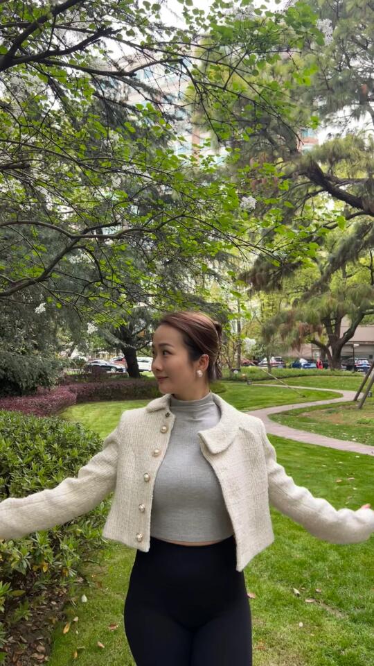 在自己家花园😉