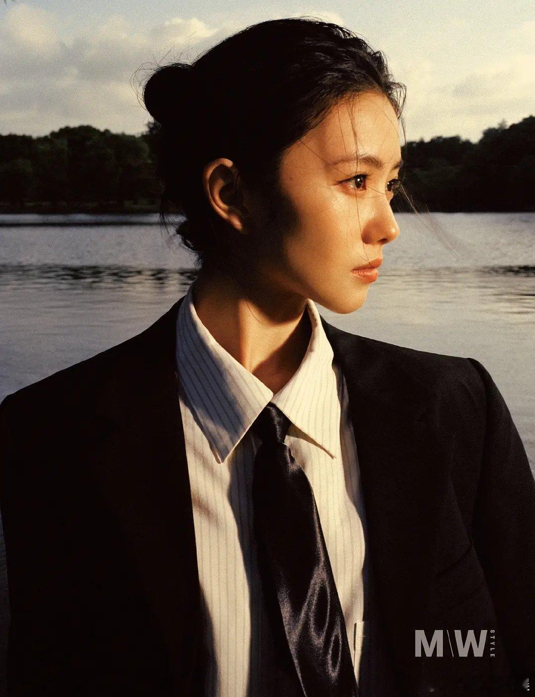 刘浩存这杂志拍的可以排前三了 ​​​