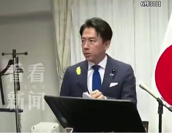 日本这是撕破脸要报复了？

6月底的一场记者会上，日本防卫大臣小泉进次郎对着镜头