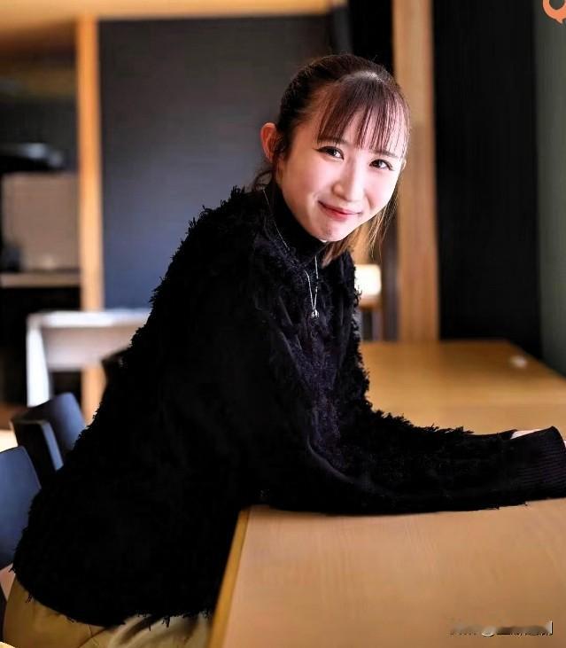 早田希娜这姑娘，越品越觉得难得！ 不是因为她喊着“喜欢中国帅哥，想嫁过来”的坦荡