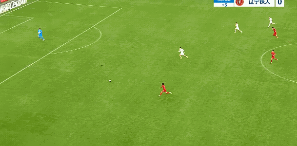 重庆铜梁龙最后一度有两次扩大比分机会，但是球员踢的太自私了，都不会知道传球，最后