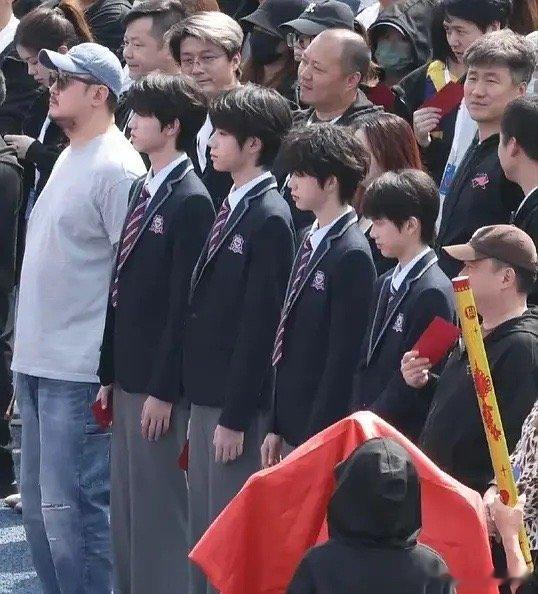 tg 下颌线依次化开 