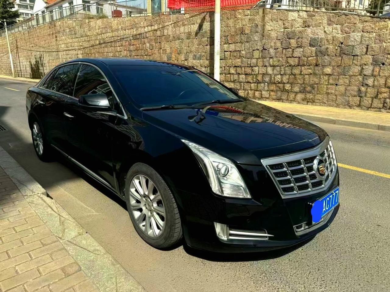 这是别克的高端君越。又是凯迪拉克的xt s搭载2.8升。自然吸气3.0升。以及一