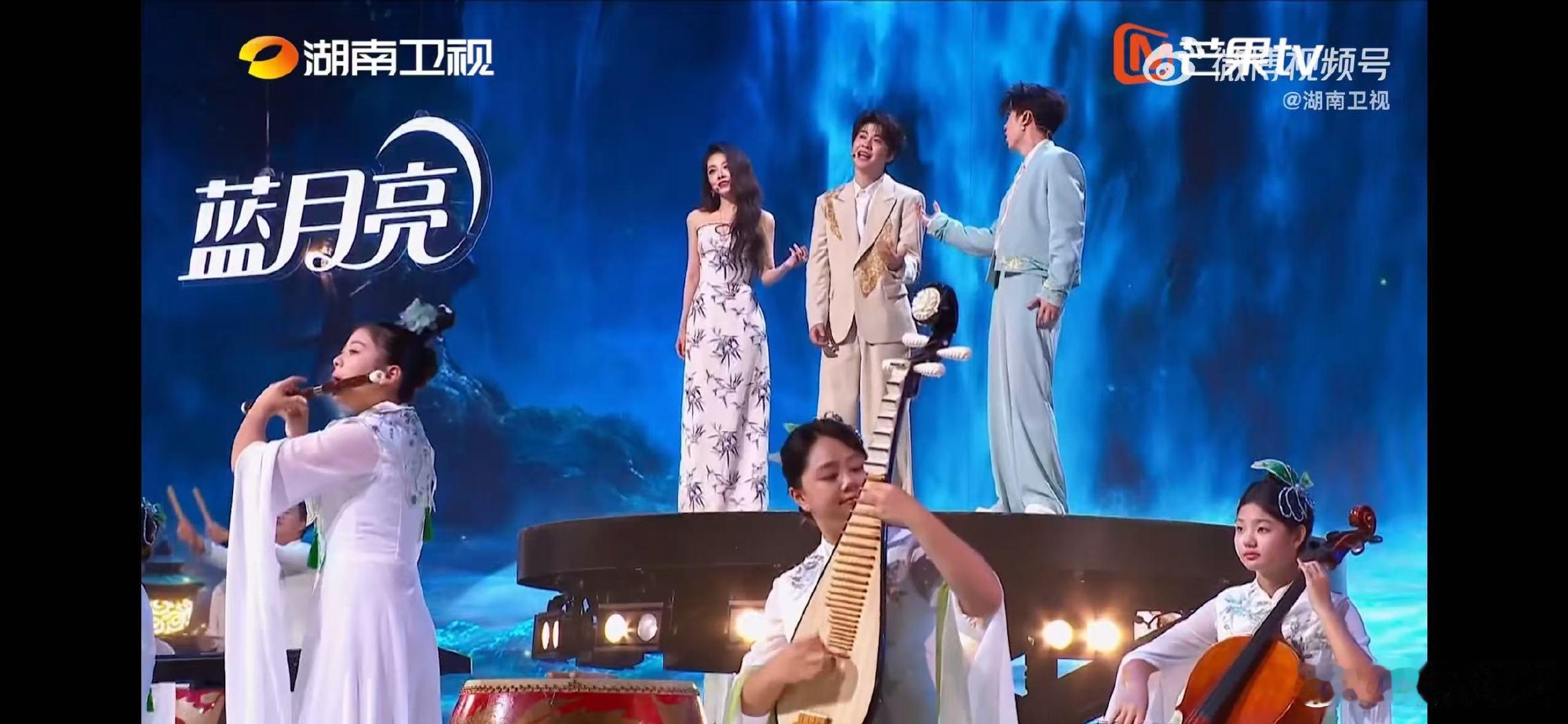 起猛了孙小圣唱歌了鹭卓喻言黄誉博中秋晚会开场 湖南卫视中秋之夜起猛了孙小圣唱歌，