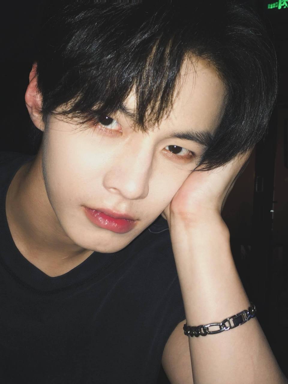 这个“她拍的”系列可以一下子放完吗妈妈你好会拍，舅舅你好帅 