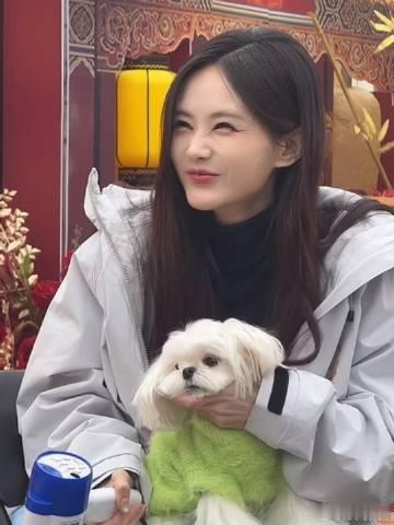 李一桐回应出演金枝李一桐说特别想体验陈雀儿的一生 哇！李一桐回应出演《金枝》，还