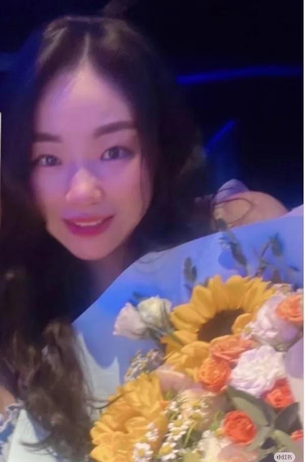 找对象
武汉土著，89.12找对象，本科，未婚
期望对方:是个值得交往，聊得来的