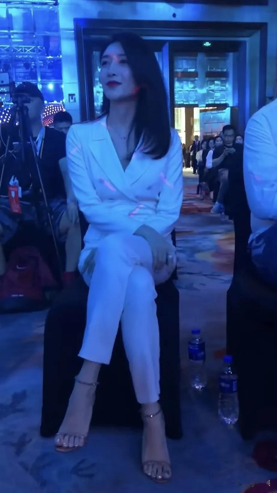 江疏影