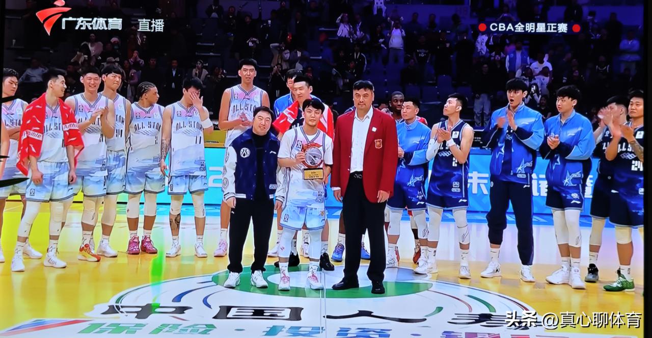 广东东阳光球员参加本届CBA全明星赛情况[大笑][大笑][大笑]
1、徐杰，获得