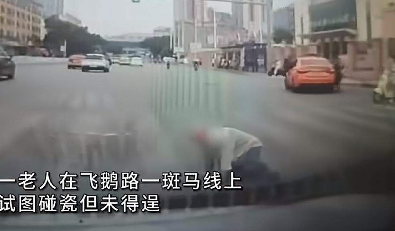 9月15日，广西柳州。车主王先生发布了一段视频。王先生驾车行驶到了飞鹅路，离斑马