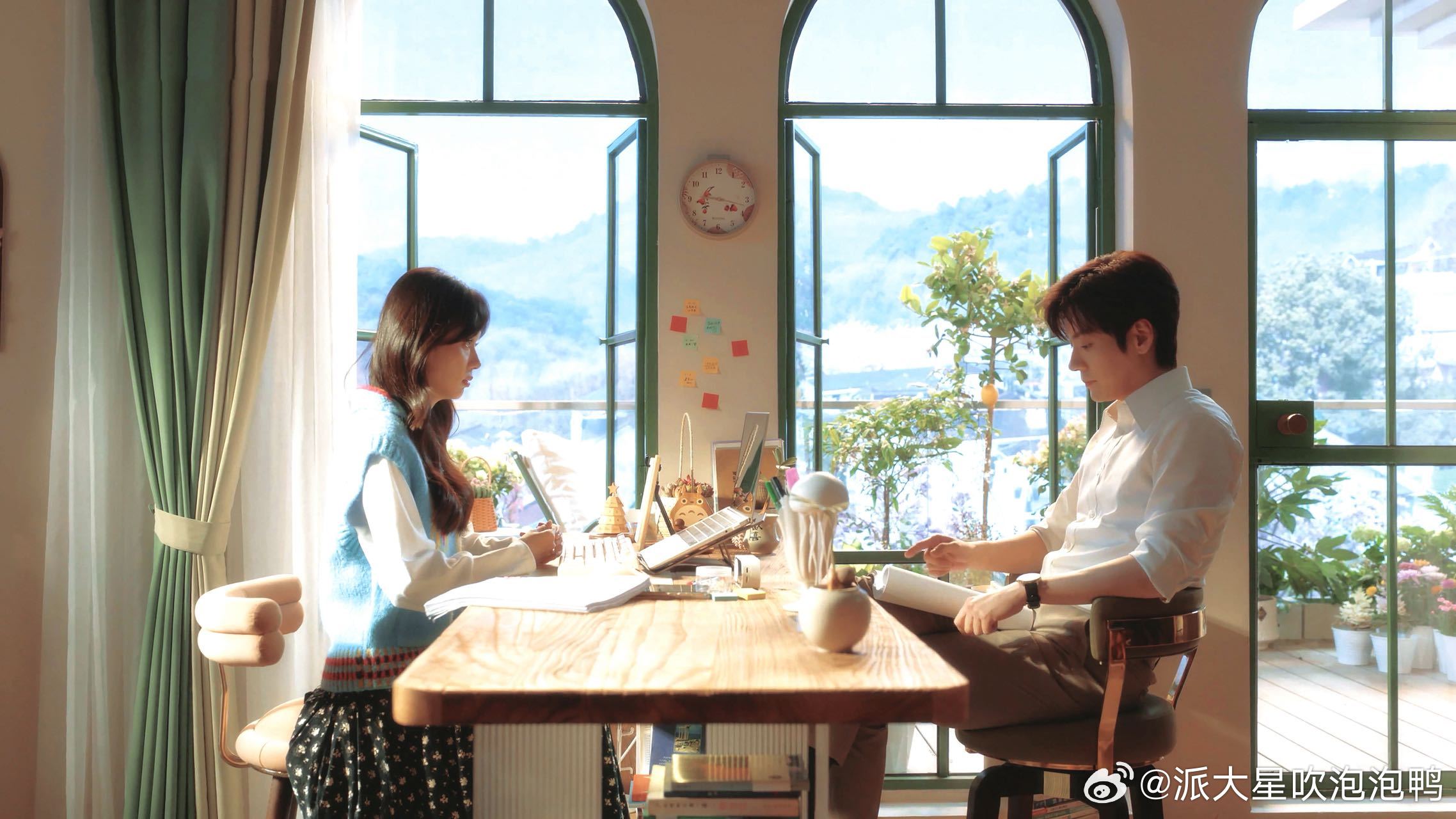 魏哲鸣叫郑合惠子漂亮姐姐 谁的 DNA 动了！魏哲鸣喊郑合惠子漂亮姐姐，十年双向