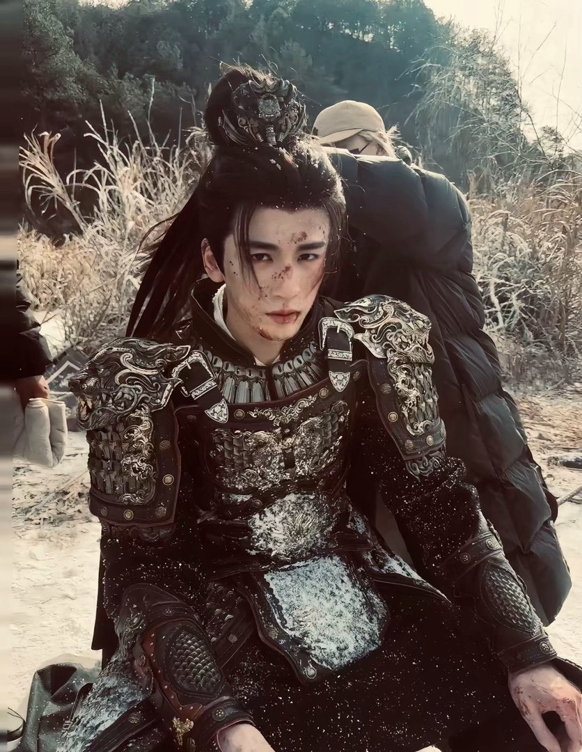 官方回应张凌赫是否来苏超！无锡官宣“不会来哦”，网友仍疯狂喊话：哪怕来加个油也行