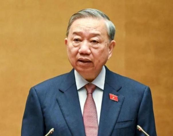 这越南变脸速度，比咱们翻书都快，4月中旬苏林刚在北京，拍着胸脯说对华关系是头等优