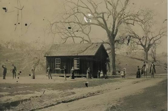 2010年，一美国男子在加州旧货市场，花2美元买了一张老照片，谁知5年后竟暴涨到