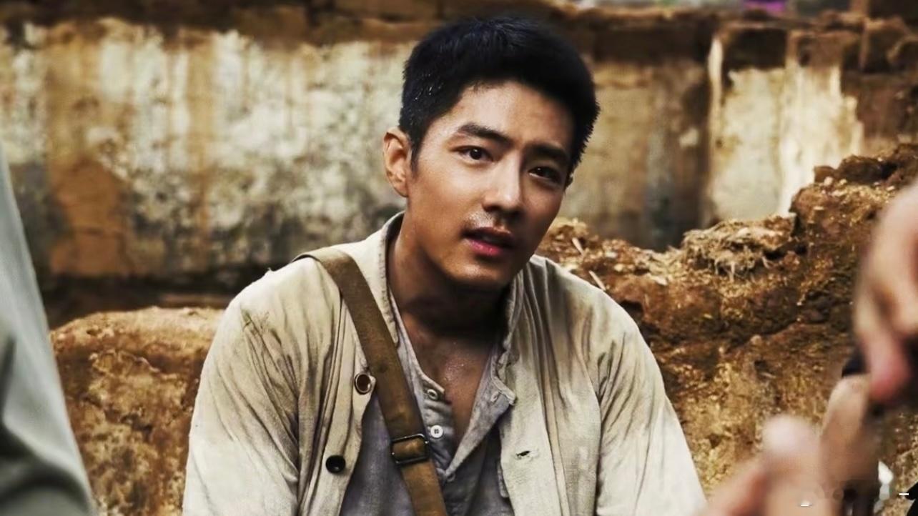 肖战也是节前还在出差的苦命牛马 