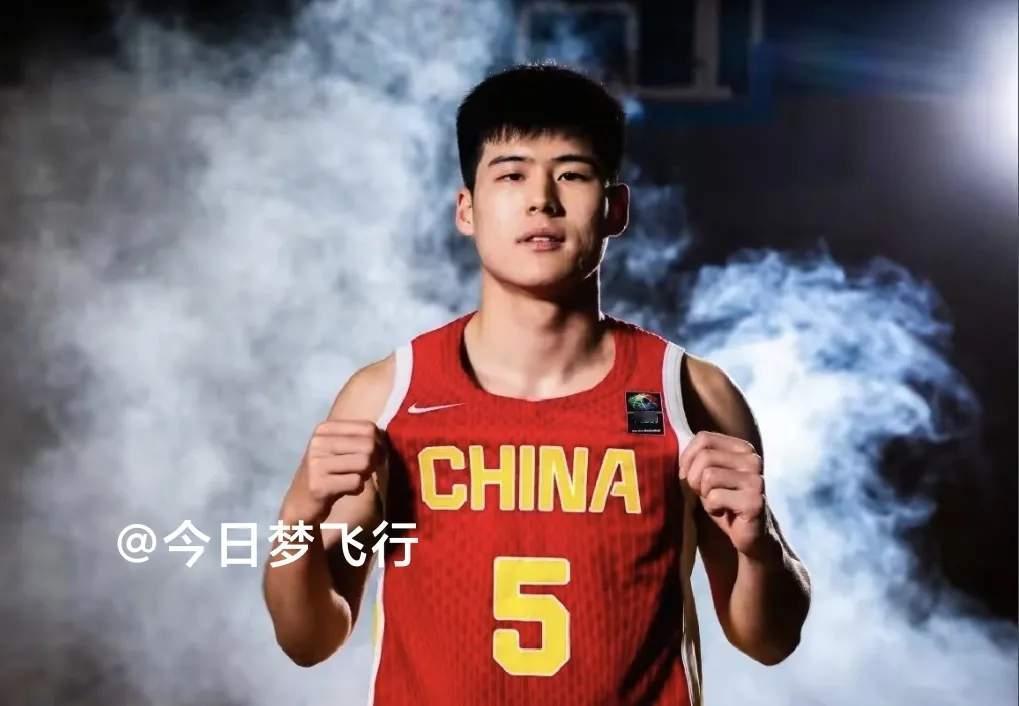 陈家政签约李宁，引发球迷新争议，他一定要留在山东吗？

今天看了李宁签约的内援，