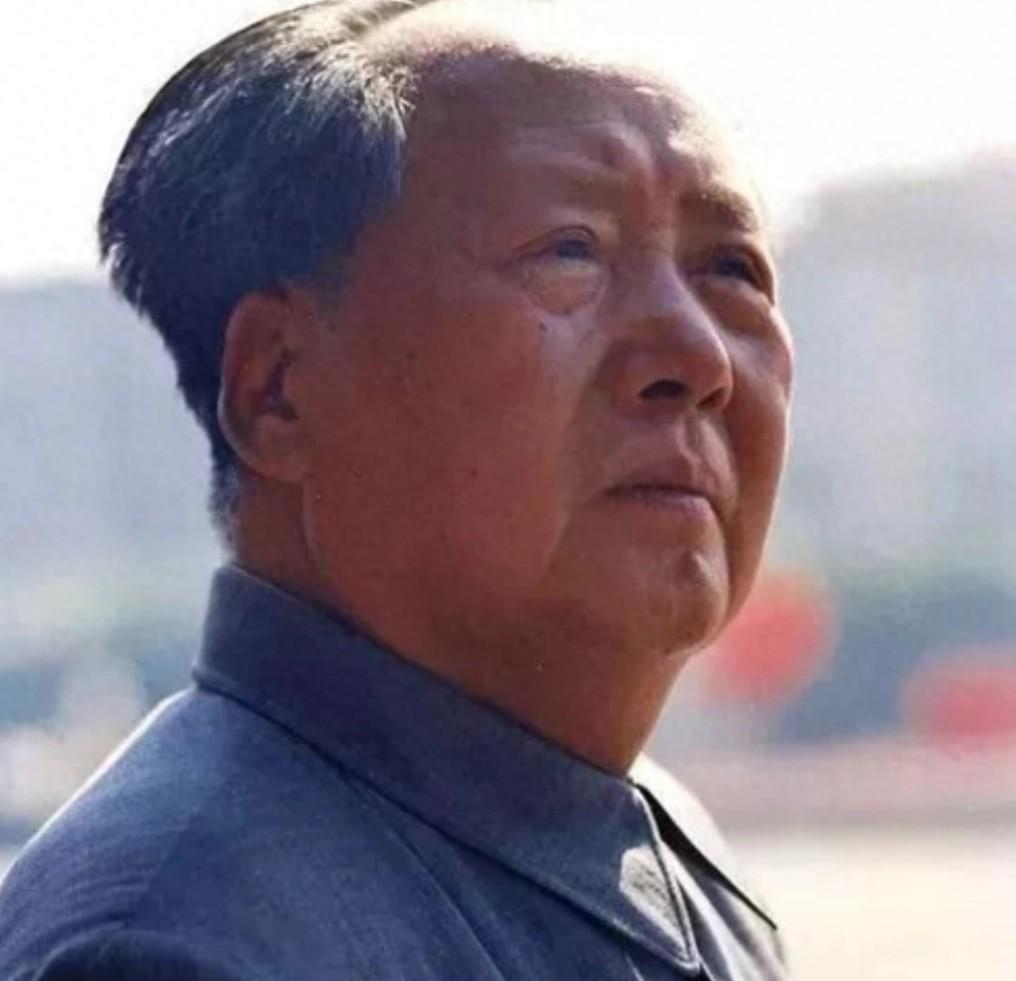 毛主席晚年时，身边有2名终身未嫁的女外交官，二人后来结局如何

“主席说过，革命