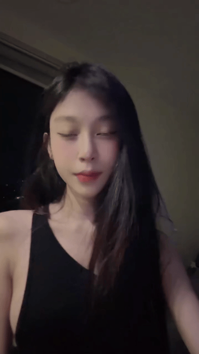 摸摸头 ​​​
