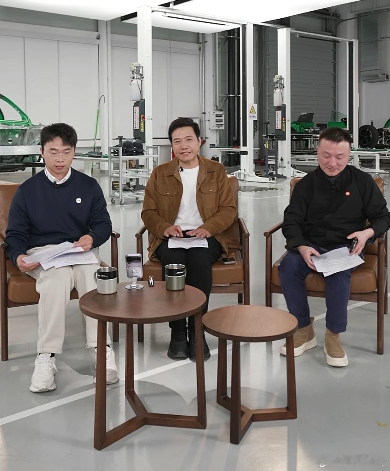 雷军回应小米超强钢争议雷军直播拆车直面质疑：“2200兆帕超强钢，欢迎来拆！”小