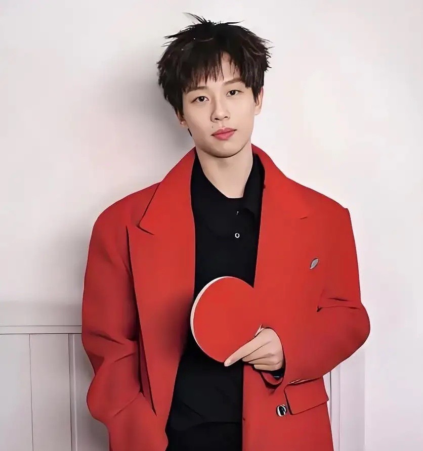 林高远近况：不打国乒，照样忙得很实在。好久没林高远消息？他可是没闲着。自打今年1