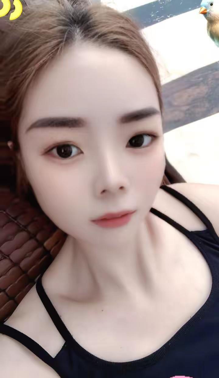 @依你所愿 遇见对的人会治愈你，遇到错的人会消耗你，成年人最好的自愈是及时止损，