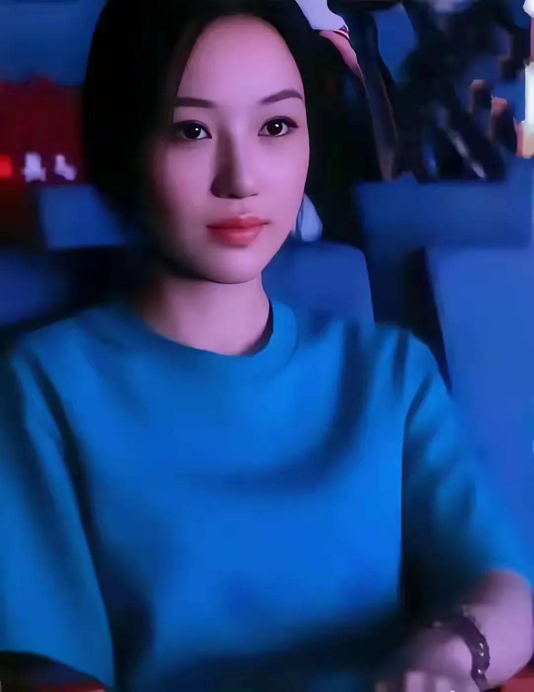 这是李嫣，你信吗？活脱脱的一个人造美女！