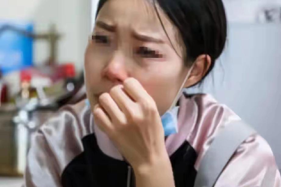 卖房裸捐588万抛女出家，六年后患病求见女儿，女儿直言绝不原谅
 
    上海