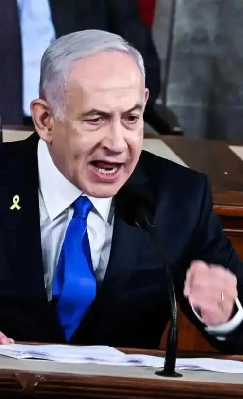 美国，商业采购谁在控制——犹太人；金融资本谁在控制—犹太人；法律谁在控制——犹太