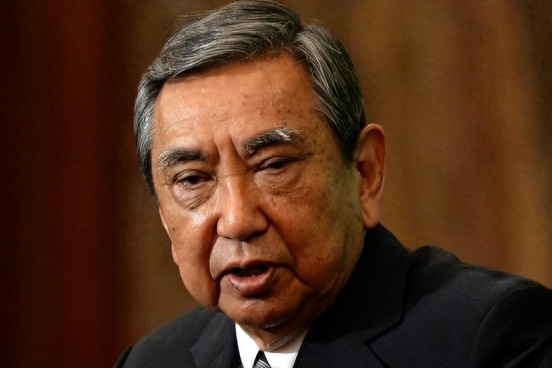 日本政坛最后一块对华友好压舱石轰然倒塌！

89 岁河野洋平突然离世，偏偏赶在中