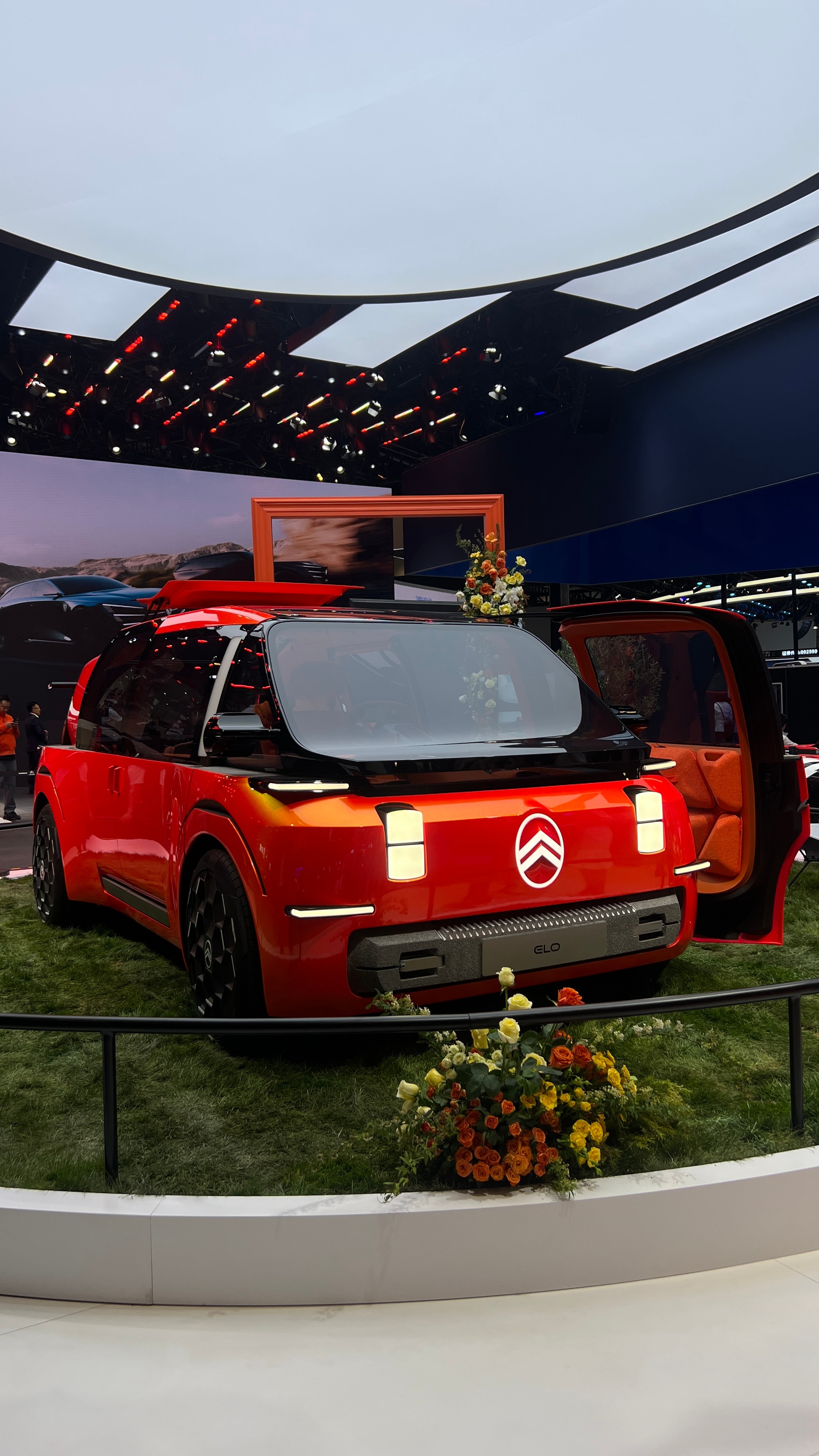 北京车展雪铁龙是不是有点帅？但是现在不能透露太多消息 北京·首都国际会展中心