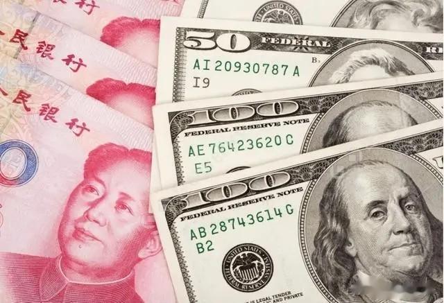 联合国秘书长古特雷斯表示，人民币不允许取代美元，可惜他说的不算，各国现在都纷纷与