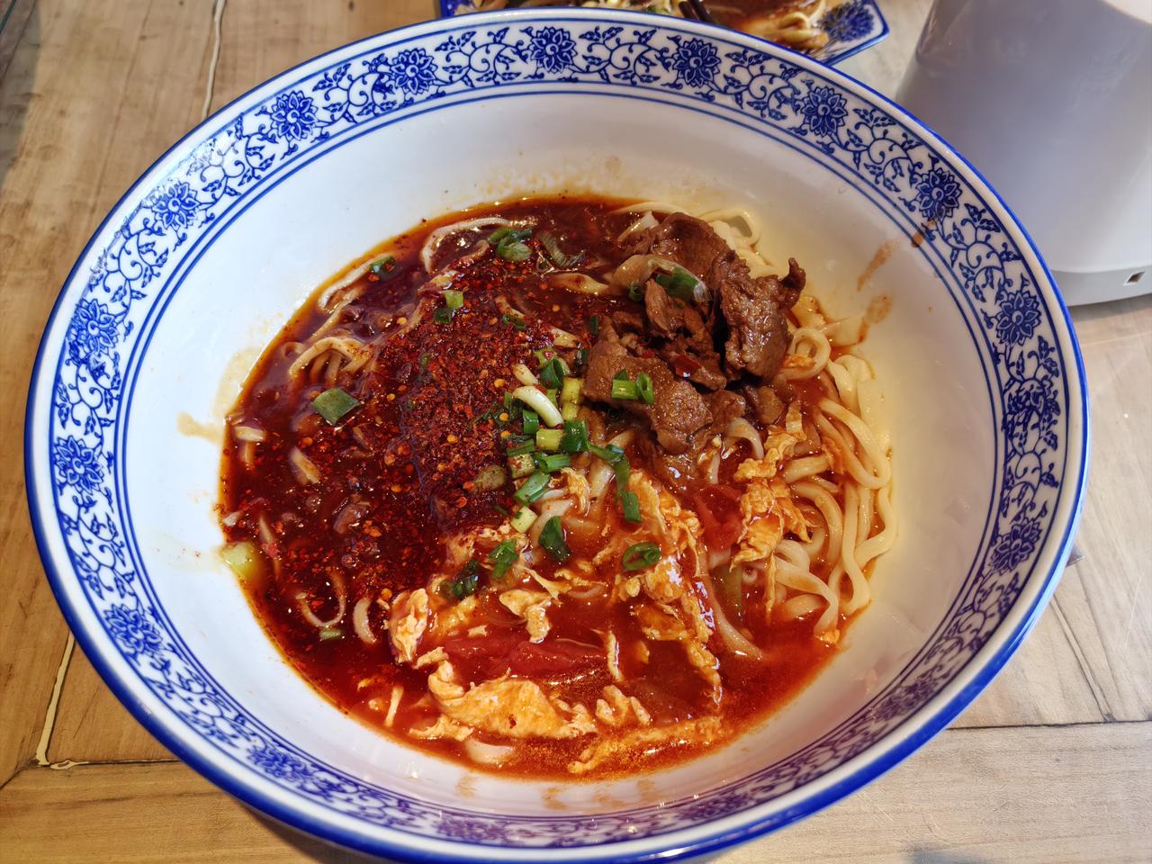 最刚需的东西不要涨价。
民生的东西不要过度涨价。
比如汽车衣服娱乐之类的。
奢侈