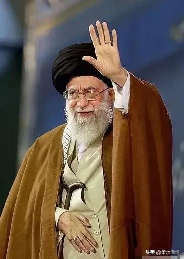 打的一拳开，免得百拳来
伊朗革命卫队今天明确宣布
3月1日凌晨，伊朗伊斯兰革命卫