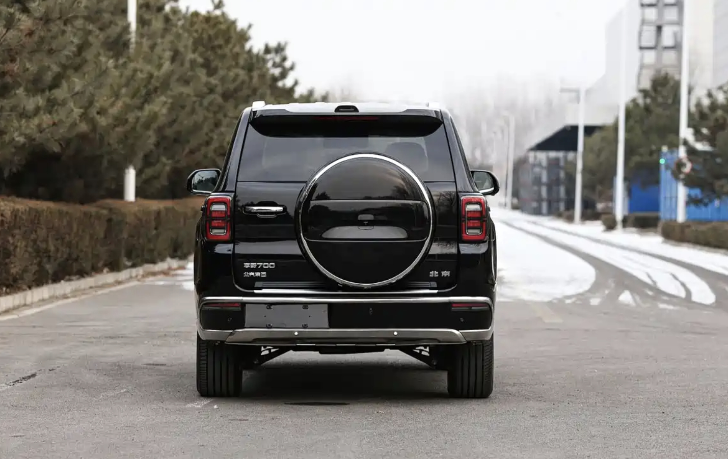 北京越野这车叫享野700北汽极狐MPV叫问道V9
