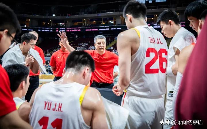 中国男篮100-93逆转中国台北，
世预赛两连胜背后，广厦双星成了最大功臣！朱俊