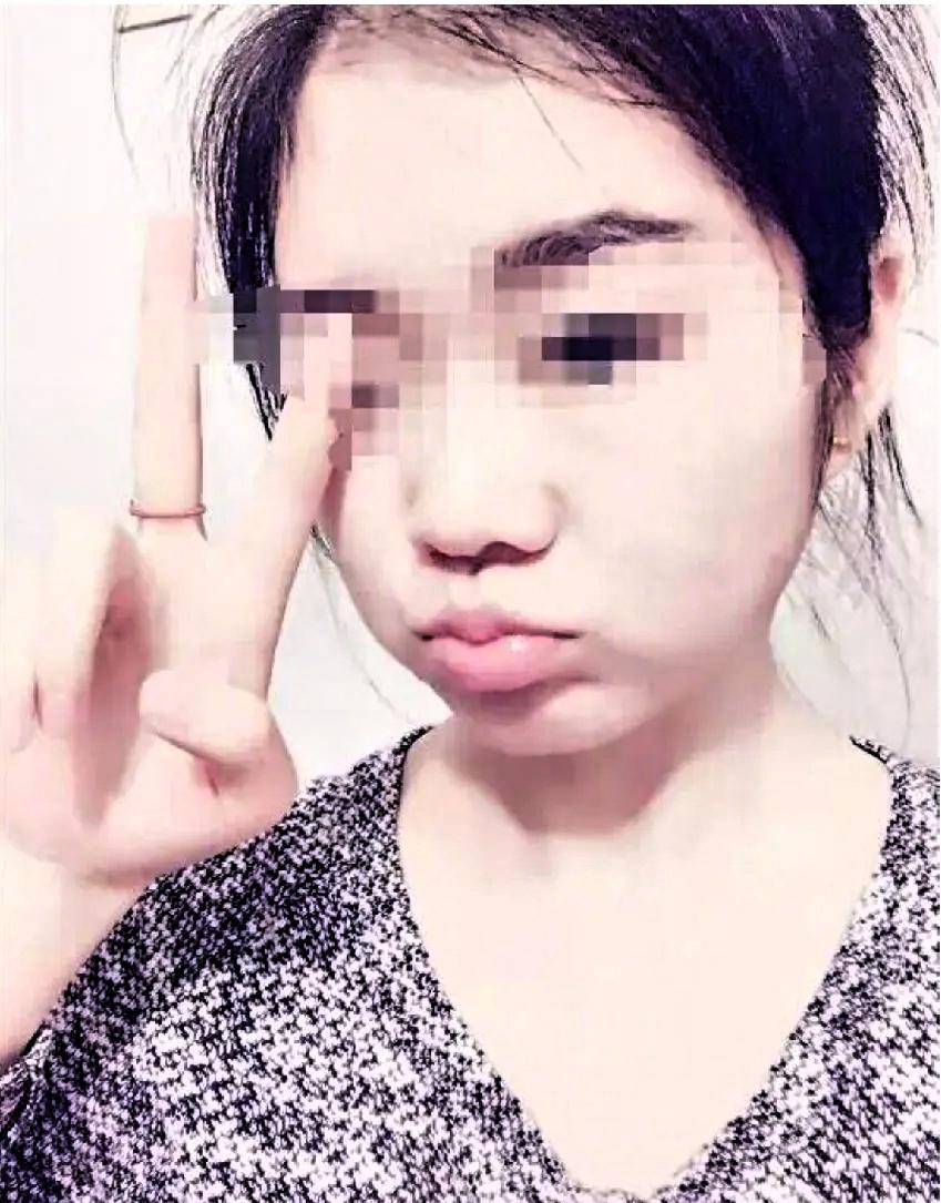 舔狗，舔到最后一无所有

2017年，浙江杭州盛庐小区一名年轻女子从19楼坠下，