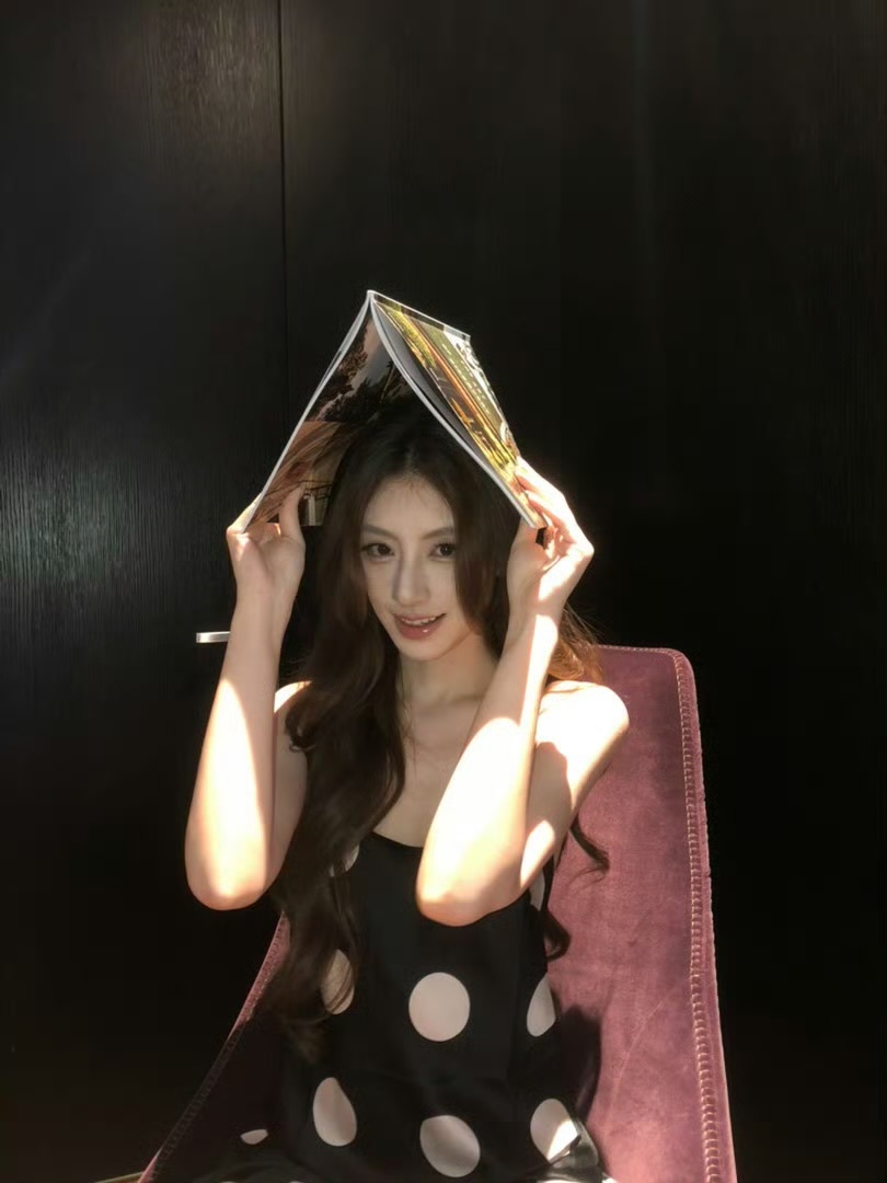 又幸福了的眼神