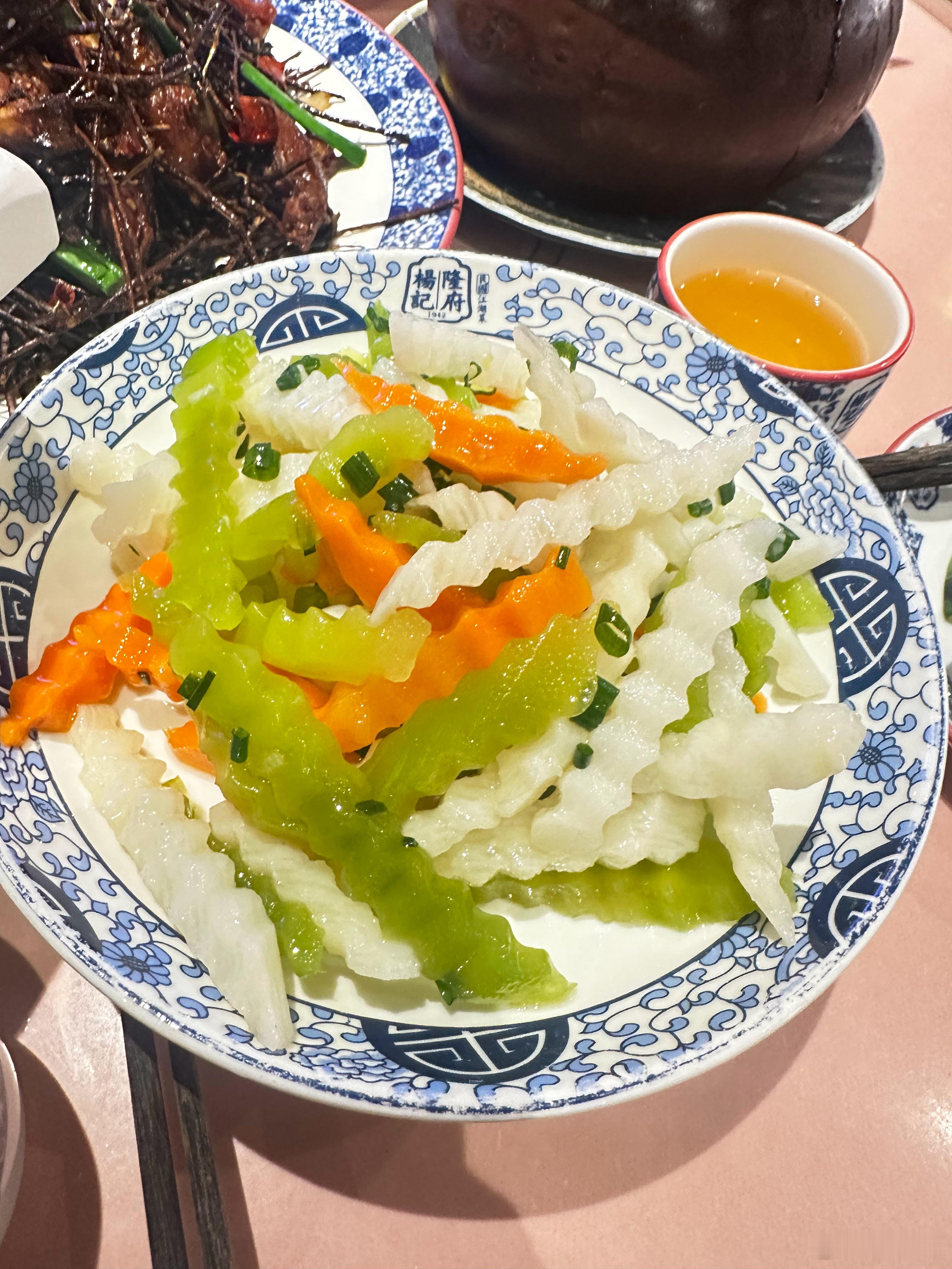 为了减肥，周末必须加餐啊，不然没动力[融化] ​​​