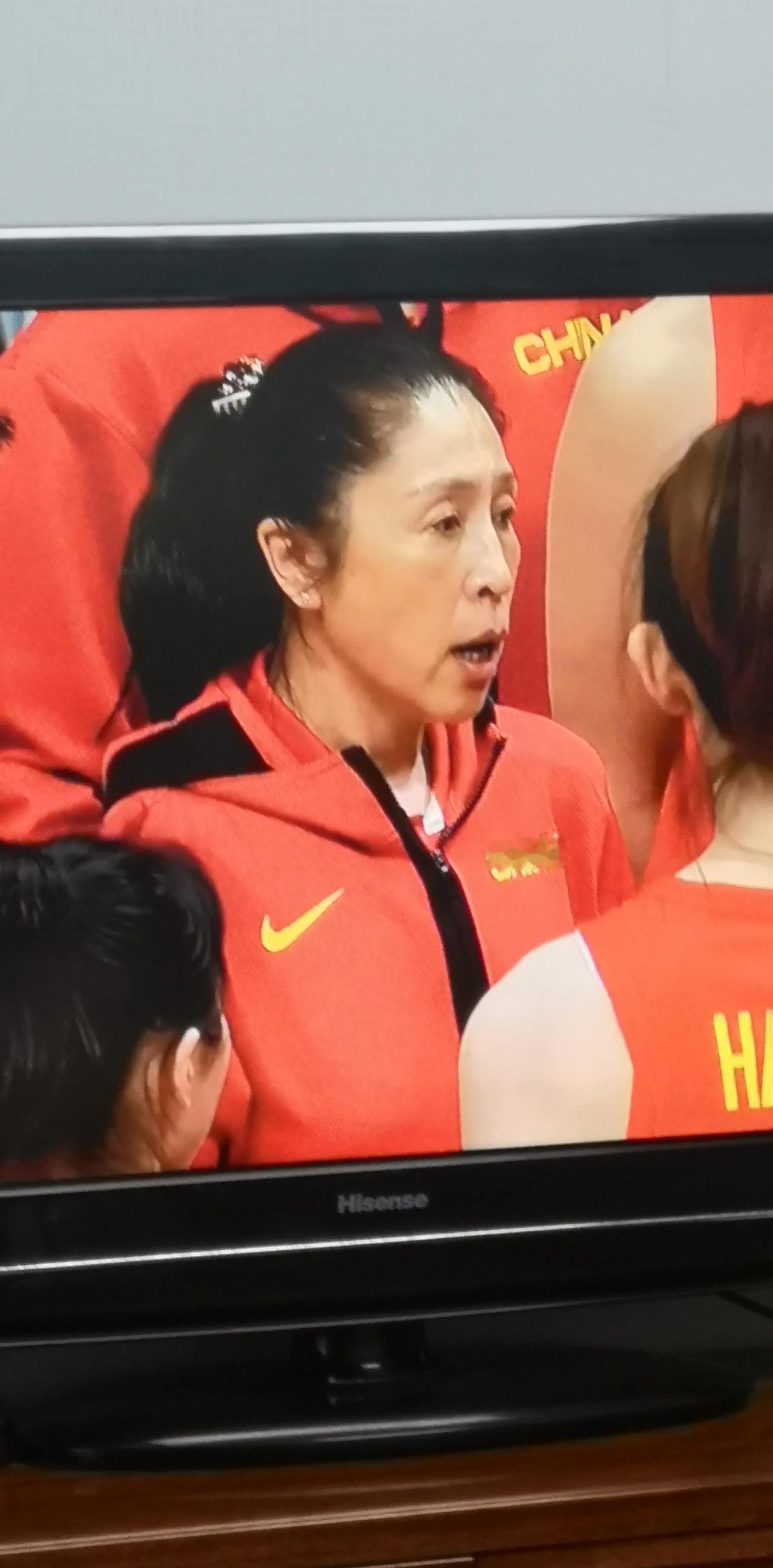 今晚7点中国女篮大战波多黎各，希望女篮用一场大胜，找回自信。
昨天中国女篮出人意
