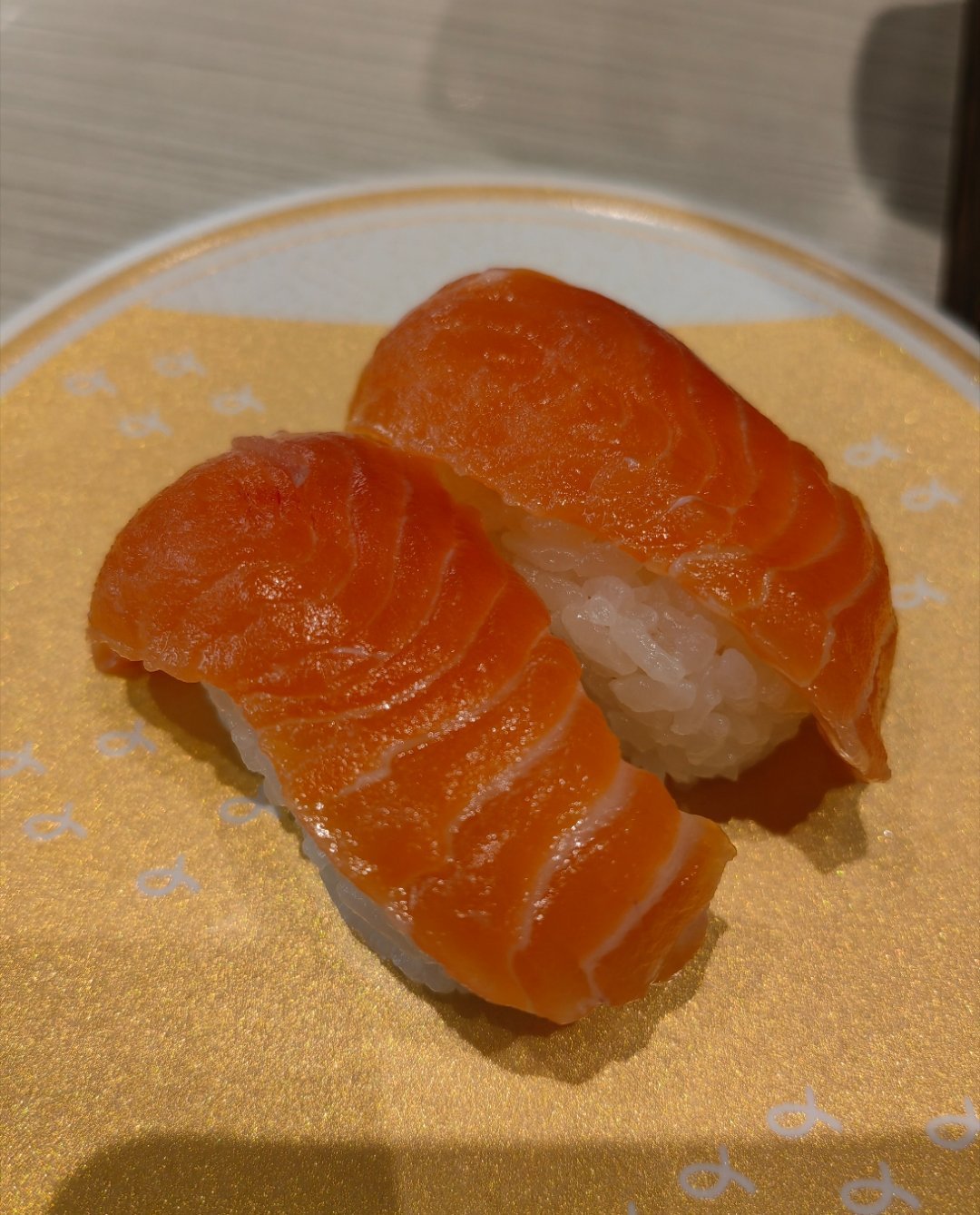 请吃胡萝卜刺身 