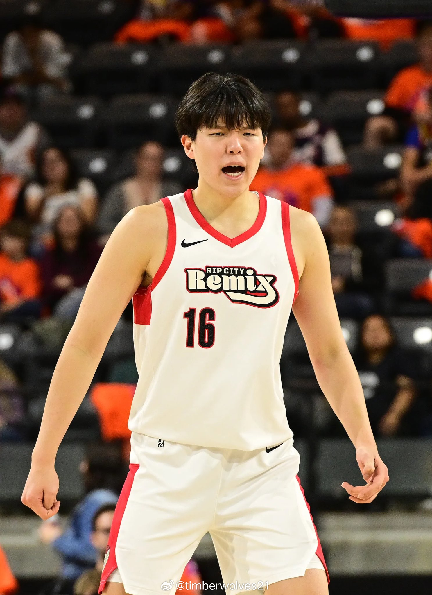 杨瀚森昨晚在 G-League（发展联盟）的表现：31 分8 个篮板3 次助攻投
