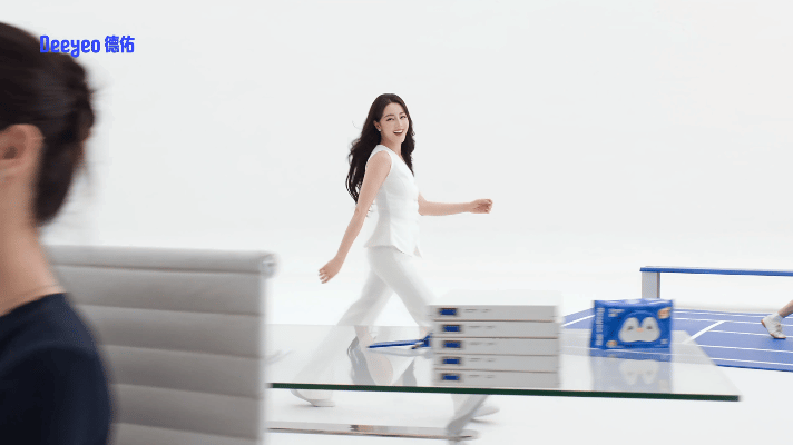 这个女人已经在我脑海里走走跳跳一整天了 