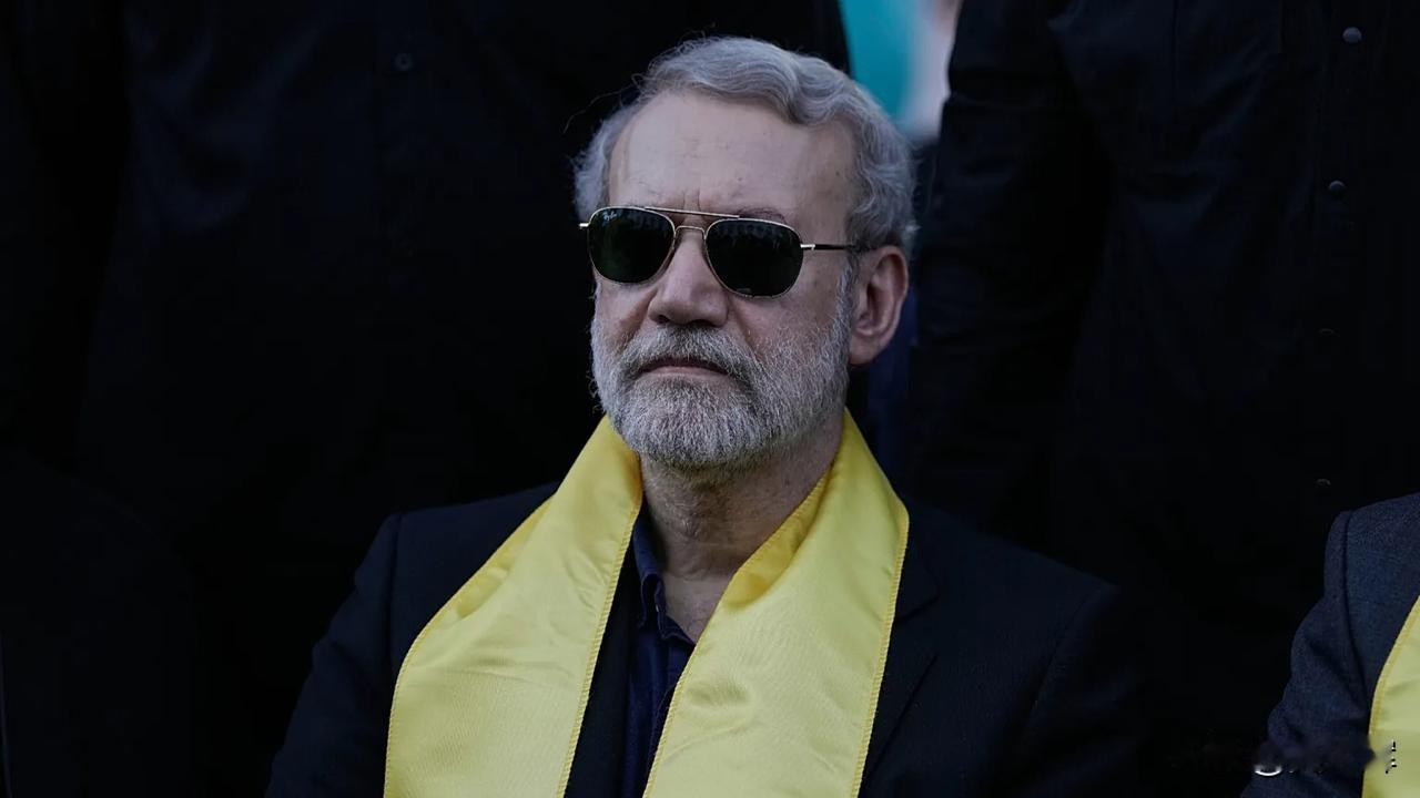 伊朗总统马苏德·佩泽希齐扬承诺，将对伊朗国家安全委员会秘书阿里·拉里贾尼之死的责