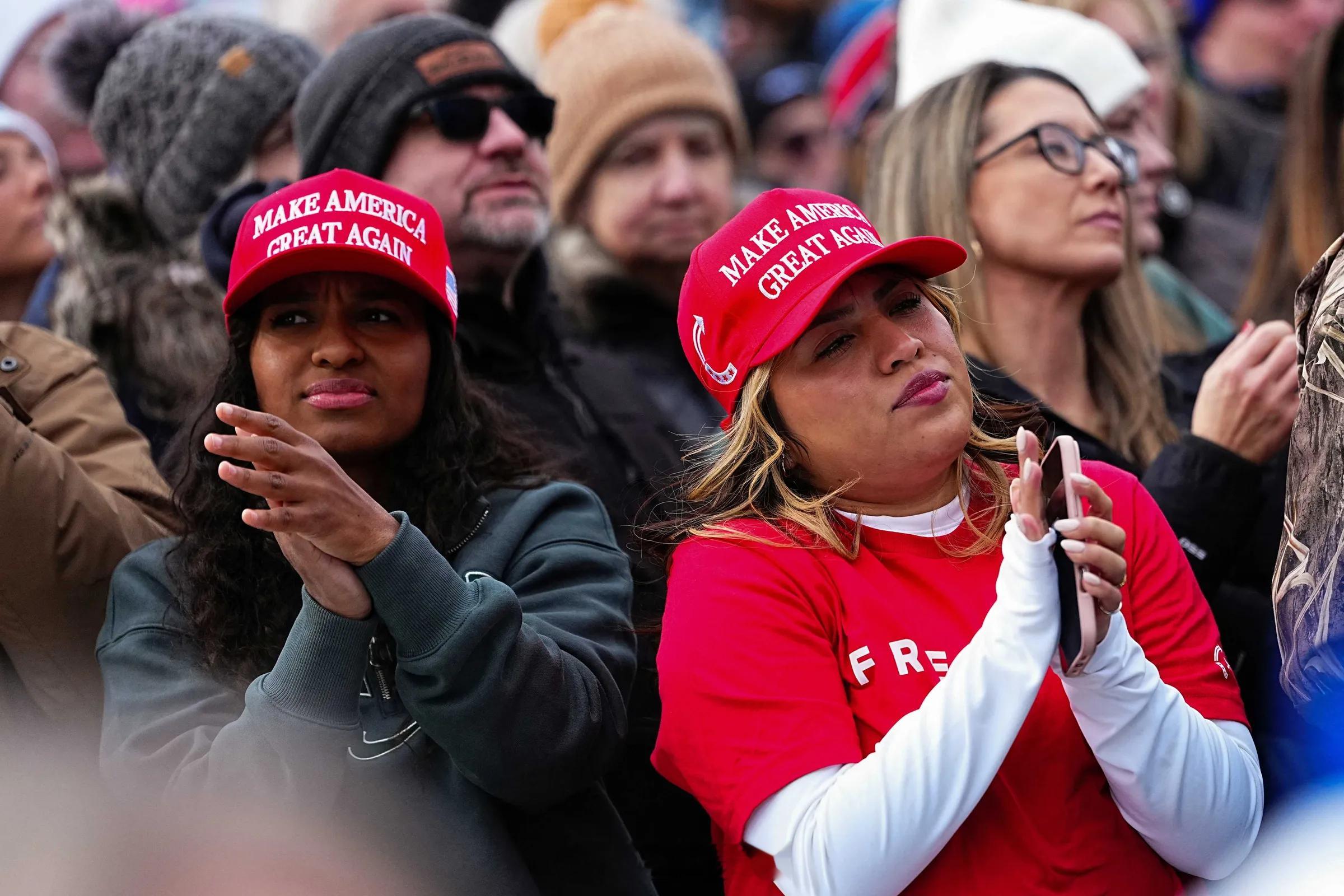 MAGA 运动内部裂痕加剧 支持度持续下滑 RawStory 近期多篇调查报道指