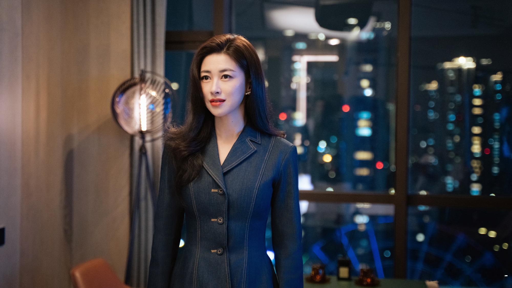 蜜语纪拍了女明星为热度自爆恋情蜜语纪许蜜语好心提醒女明星剧组拍摄可能会影响其他客