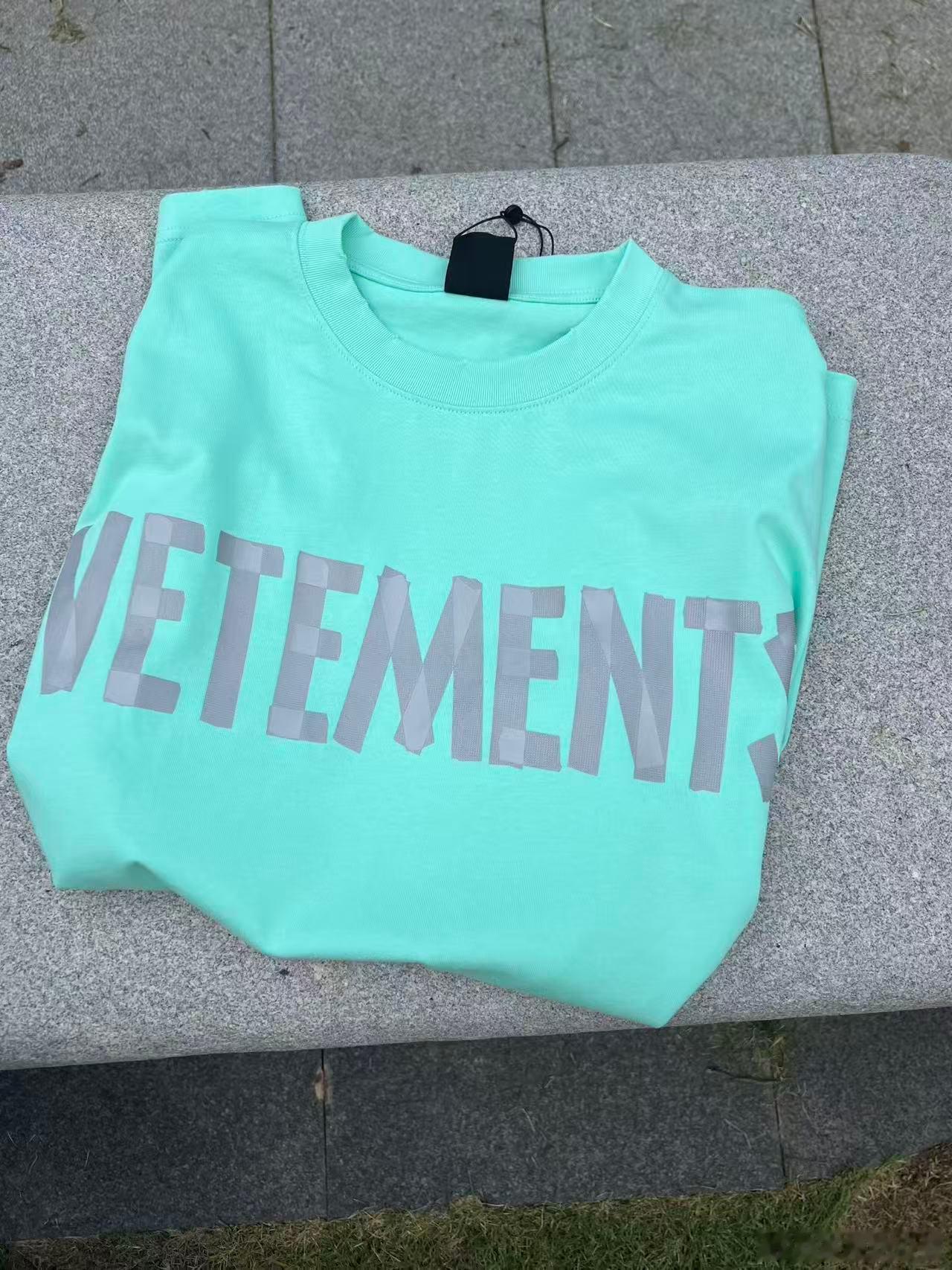 远远看过去以为树脱衣服了。。。购物分享好物分享买家秀Vetements