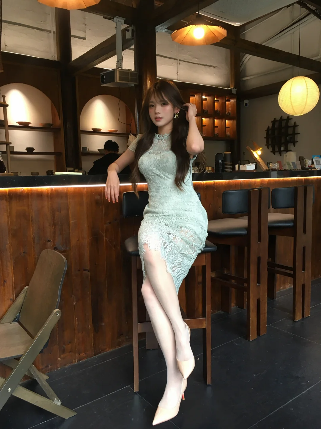 遇见她如春水映梨花